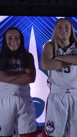 our favorite twins #uconnwomensbasketball #bleedblue 