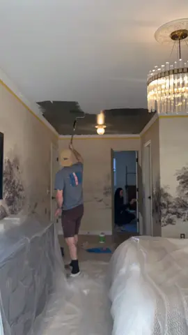 The thing about me is im always gonna do what I want (just ask my parents 😜) #paint #painting #moodybedroom #bedroommakeover 