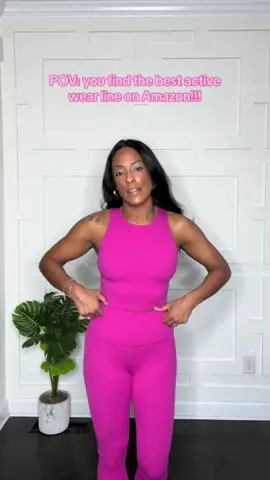 This set 💕💓😍🔥 #amazomgymclothes #amazongymwear #amazomgymsets #activewear #amazonactivewearfinds #amazonfinds #lululemondupes #lululdupes #lulualigndupes #amazonfashion #fypシ #gymgirlsoftiktok #fitmom 