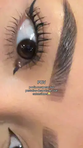 ya que usas extensiones de pestañas no podras dejar de usarlas 😭 háganme caso y cuiden sus pestañas naturales <3