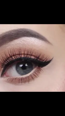 natural everyday eye makeup tutorial #tiktok  #foryou  #viralvideos  #makeup  #monitizedview  #foryoupage 