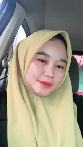 kenpa yg jelek ni sellu di sakitti