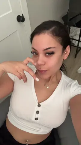 #stitch with @Reese Belton how old do i look yall? But these vids have had me dying all day 🤭🤭🤭🤭