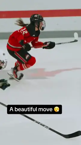 (via @OhioStateAthletics) #hockey #womenshockey #ohiostate #hockeytok #cawlidgehawkey 