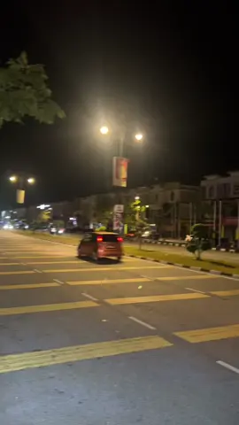 @Faris Azri Choii mengganas di bumi 02 ori padi.... Milik siapakah mustang iniiiii... lawan jangan kendoq oqang kedah 😅  #choi #trending #fyp 