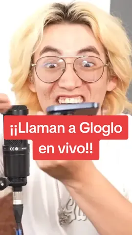 Glogloking recibe una llamada en VIVO 😳 | @GlogloKing #glogloking #gloglosor #peru #peruano #streamer #humor #comedia #somosndg #ndg #podcast #fyp 