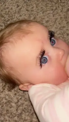 Her eyelashes #bigeye #baby #babies #babyeyes #cutebaby #cutebabychallenge #fyp 