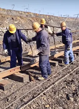 Teamwork with a simple tool. #railway #engineering #civilengineering 