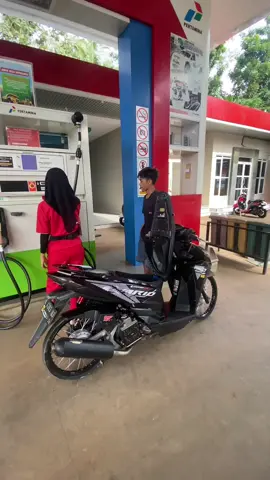 Tika lopyu🥰🥰🥰 #vario59stdbebas #varioledold #vario125old #vario150 #viral #fypシ 