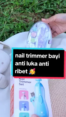 Takut melukai jari si kecil saat menggunting kuku? Eitss ga perlu takut Moms, gunting kuku elektrik dari Huggy Baby ini sangat aman dan tidak akan melukai jari si kecil.. suara nya juga tidak berisik jadi tidak akan mengganggu si kecil..  Gunting Kuku Elektrik ini best seller sepanjang masa di Huggy Baby loh Moms! Sudah terbukti ini sangat aman, mudah digunakan, dan juga yang terpenting tidak mengguras kantong karna harganya affordable sekali loh Moms! 🤩 Yuk buruan dicheckout 🥳🛒