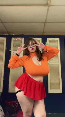Jinkies!  #velma #velmacosplay #cosplay #scoobydoo #scoobydoocosplay #jinkies #fypシ 