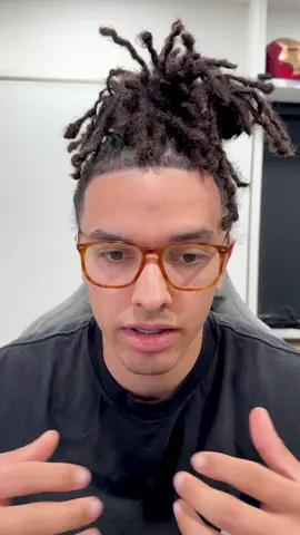 The struggle with dreads…😭 #d#dreadsd#dreadlocksl#locsv#viralf#fypf#freeformdreadsr#retwisth#hairgrowths#straighthairdreadstransformation 
