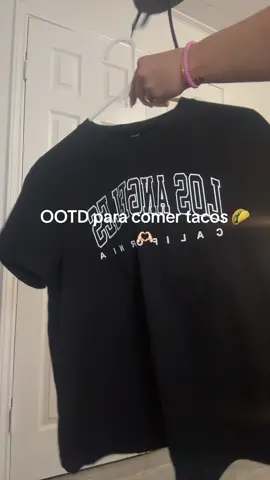 Un fit casual🫶🏻#dunks #fits #tacos #rgv #fyp #fyp #parati #Vlog #viral #oodt 