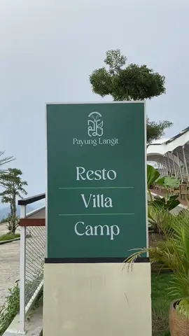 Rekomendasi tempat ngechill dengan pemandangan yang cantik buat nikmatin sunset dan citylight dari ngargoyoso😍#CapCut #payunglangit #payunglangitresto #paralayang #ngargoyosokaranganyar #karanganyar #karanganyar24jam 