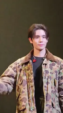 idk, why is he so adorable 😭🤏 #GMMTVHappyWeekend #GMMTVHappyWeekendD2 #jimmyyjp #jimmyjitaraphol #fyp #xyzbca #fypシ 