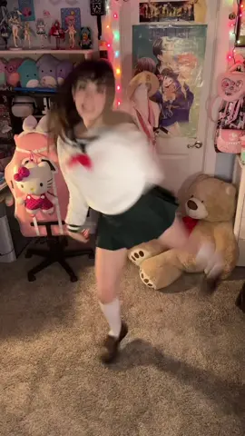 Im still trying to perfect this dance, you can see me counting as im doing it😭 #fyp #kagome #inuyasha #kagomecosplay #dance #cosplay 