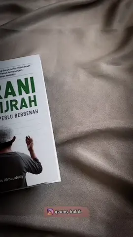 Kamu baru hijriah baca buku ini yuk🥺 #reminder #poryou #hijrahyuk #bismillahfyp 
