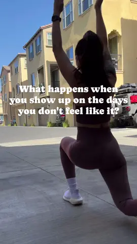 What happens when you show up on the days you don’t feel like it? 𝘺𝘰𝘶 𝘤𝘩𝘢𝘯𝘨𝘦 𝘢𝘵 𝘢 𝘤𝘰𝘳𝘦 𝘭𝘦𝘷𝘦𝘭 You can’t get somewhere you have never been, doing what you always have.  Change requires exactly that, 𝘤𝘩𝘢𝘯𝘨𝘦. Show up, push through, keep going. #motivateme #fitnessadvice #keepgoingkat 