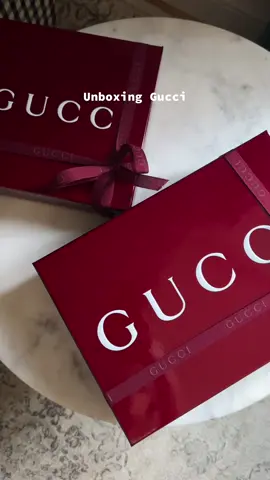 Unboxing of GUCCI JACKIE NOTTE MINI BAG and GUCCI SIGNORIA SLINGBACK PUMP  #gucci #guccijackie 