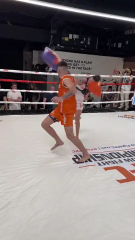 When @Nickelodeon came to visit, @parkerpannell came out swinging against PFC Mens Champions @Parker_Appel 🔥🥇🥊🥊 #pillowfight #mma #combatsports #pfc #nickelodeon #viacom #paramount #newsport #pillow 