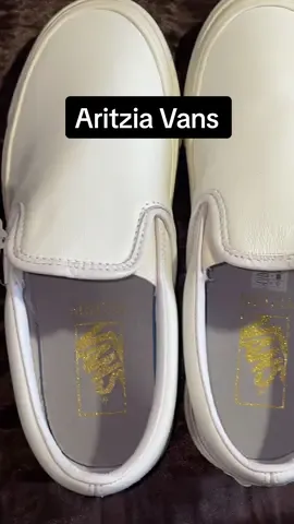 I found these while scrolling through the Aritzia website and as a lover of white vans, I had to have them  #aritzia #aritziahaul #aritziavans #vans #cccatalan 