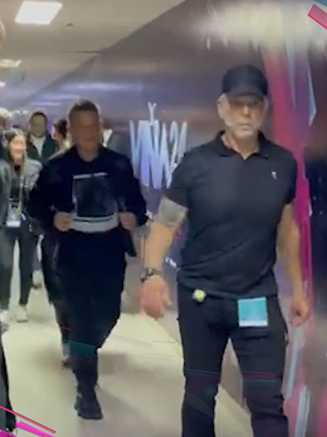 ⭐️ Así fue la salida de #AlejandroSanz , tras su exitoso paso por #Viña2024  #quintavergara #Festivaldeviña #tvn #festivaldeviña2024 #viñadelmar