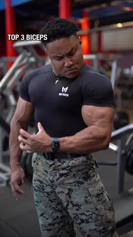 Top 3 Exercises for “Huge” Biceps 💪🏽  (Save this to try) This should be the staple movements of your bicep training.  You can change things up every now and then, but always remember these 3 😤💪🏽💯 🔑Heavy Negative Curls Heavy negative curls are effective because they emphasize the eccentric phase of the exercise, causing muscle damage and growth, overcoming plateaus, increasing time under tension, improving strength, and potentially preventing injuries. However, they should be performed with proper form and caution, and it’s advisable to gradually introduce them into a workout routine. 🔑Heavy hammer curls Heavy hammer curls are effective because they target the brachialis muscle, contribute to progressive overload, improve grip strength, provide variation in training, and promote functional strength. 🔑Drag curls Drag curls are effective because they target the biceps, increase time under tension, reduce cheating, and improve the mind-muscle connection. By keeping the barbell close to the body, they emphasize the biceps and can lead to greater muscle growth. Let’s grow 3 Sets of each 12-15 Rep range 90 sec rest breaks #bicepsworkout #armworkout #buildmuscle #musclegrowthtips #bodybuilding #fitnesstips #workouttips #workoutmotivation 