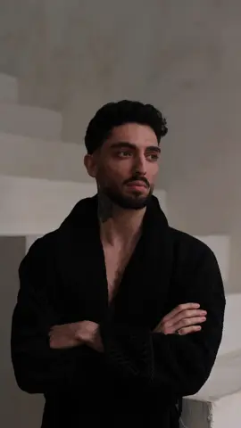 PISHU MEN Bademantel - Zeitlose Eleganz ✨  #BlackBathrobe #BrownBathrobe #Premiumquality #Bademantel #100%Cotton #GetYours #WELCOME15 #Eleganz #bestdressed #fy #fyp #foryou 