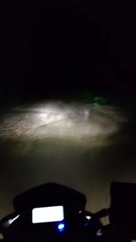 noite na estrada!!! #viagem  #moto  #motorcycle  #noite 