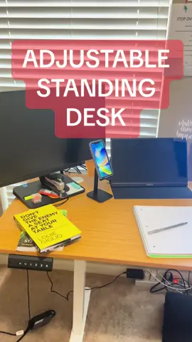 Viral adjustable standing desk. Sit or stand your choice! #standingdesk #desk #standingdesk #electricdesk 