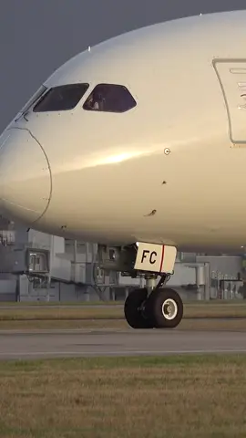 ✈️ Gulf Air Take Off ✈️#plane #gulfair #captain #foryouofficial #tiktokbd #bangladesh #pilotlife #tranding #videoviral #foryou #bdtiktokofficial #views #boyspilot #pilot #foryoupage #✈️✈️✈️✈️✈️✈️💖💖💖💖 