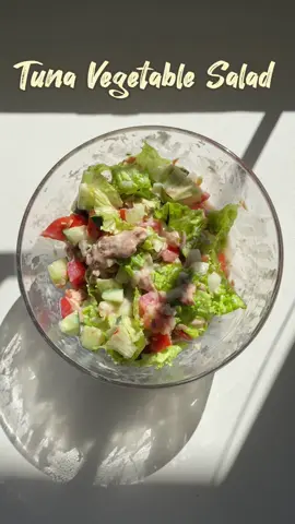Healthy tuna veggie salad 💚❤️  #healthy #salad #tunasalad #diet #lowcalorie #caloriedeficit #dietmeal #Fitness 