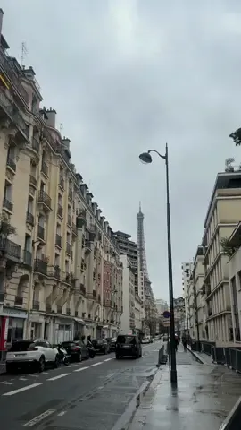 Morning walks in the beautiful city , Paris . Watching people go about their morning in the rainy wet day while I watch Paris wake up . What a beaut#traveltiktok #paris #eiffeltower #rainyparis #france #travelhacks #europe 