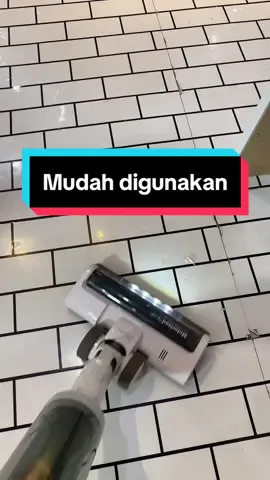 Gampang banget digunainnya worth it!! #vaccum #dibea #cleaning #bersihbersihrumah #clean #vaccumcleaner 