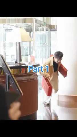 Chen Changsheng, the second generation of Longcheng Wealth, concealed his identity while interacting with his girlfriend Lin Jiayi and was looked down upon. After being blackmailed by colleagues, he took office as chairman and taught his enemies a lesson. #fyp #foryou #drama #shortfilm #shortmovie #filmclips #chinesedrama #duanju 