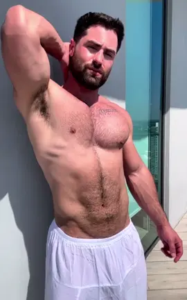 🍆🍆🍆 #menoftiktok #hotguy #dprint #myeyesonly #fyp #wanthim #hereforagoodtimenotalongtime #gaytiktok #men #shirtlessmen 