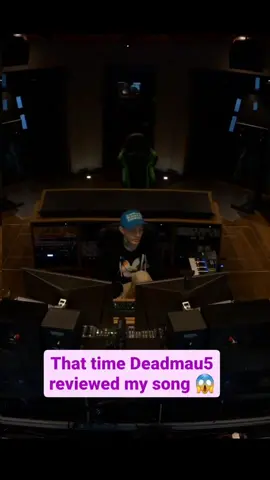 @deadmau5 hope you like the progress 😇 #producer #producertok #edm #shows #deadmau5 