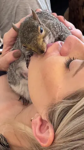 mommy & thumb 🩷 #squirrelkisses #mybestfriend #iloveyou #littlethumbelinagirl #foryou #fyp #viral 