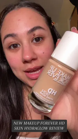 My newest obsession @makeupforever HD SKIN hydra glow !!!! It took me a couple weeks to formulate my thoughts 💭 so here is the final verdict ! …. 💕☺️ *DISCLAIMER* MakeupForever did send me this foundation to try but this is not sponsored and I was not obligated to post anything about it. -  #makeupforever #beauty #makeup #foundationreview 