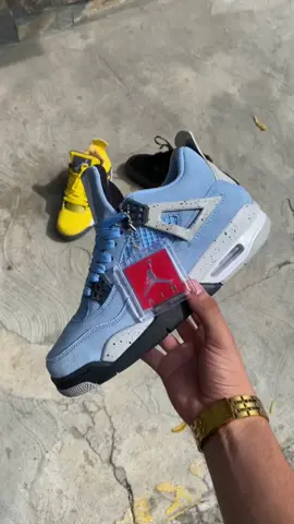 Jordan retro 4 University Blu 🔥talla de la 36-45 calidad triple aaa🔥🇻🇪#viral #viralvideo #viraltienda #viralzapatos #zapatosdemoda #zapatostendencia #parati #foryou #foryoupage #fyp #jordan4 #venezuela #tiendavirtual 