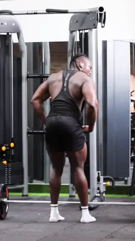 Medam yo toujou ap kale mouda nan gym nan 😂😂😂😂 #coachjeffalfa #haitiantiktok🇭🇹 #pouou🇭🇹 #fyp #viral 
