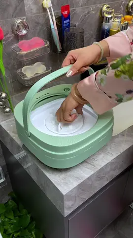 Máy giặt mini gấp gọn. Tiện lợi sử dụng.  #maygiatminigapgon  #giadungthongminh242 #giadungtienich #xuhuong 
