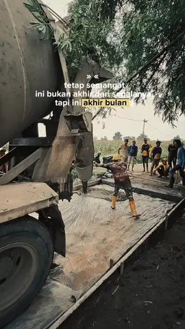 #CapCut #pengecoranjalan #jalandesa #jalanrusak #jalanbuntu #readymix #proyekjalan #mojokertojalanjalan #mojokerto 