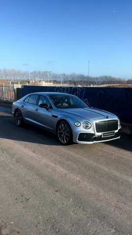 2023 Bentley Flying Spur S Hybrid finished in Silver Frost.  Highlights include,  ✖️Naim For Bentley Premium Audio ✖️22