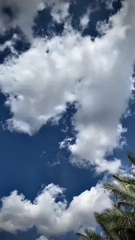 سبحان من خلق الغيوم بهذا الجمااال  منظر الغيوم يستحق التأمل🥹🫂 #جماللل_الغيوم #غيوم 