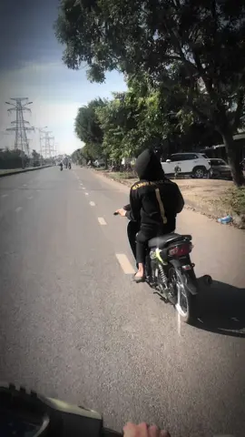 Anh giật mình ngỡ như em.đang bên cạnh anh#hưngsoái #xin1lầnlenxuhuong #you #boypho 