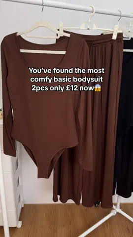 #basicfit #comfywomenswear #minimalist #bodysuit #ribbed #squareneck #longsleeve #drawstringwaist #widelegpants #fyp #spotlight #tiktokmademebuyit #springsale 