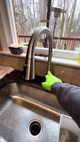 Installing a Delta Touch2O Kitchen Faucet #plumbing #plumber #plumbinglife #plumberlife #plumbersoftiktok #kitchen #KitchenHacks #kitchenfaucet #deltafaucet #plumbingrepair #plumbingtok #DIY #fyp #foryou #serviceplumber #theconservativeplumber 