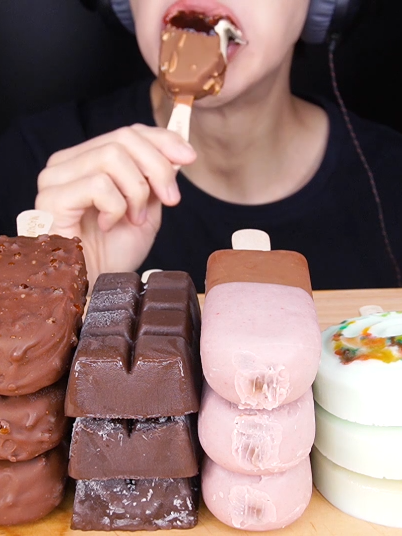 Full Video YouTube Jimmy ASMR, Jimmy Eats #eating #asmr #chocolate #icecream #nutella #咀嚼音 #モッパン #チョコレート #アイスクリーム