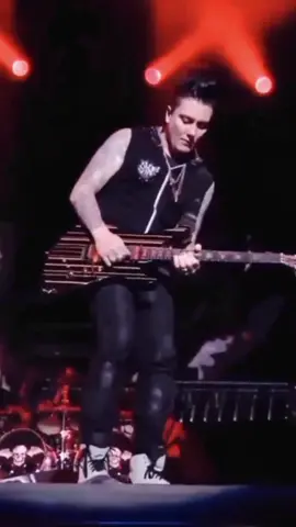 Hail to the king 🔥 #synystergates #avengedsevenfold #music 